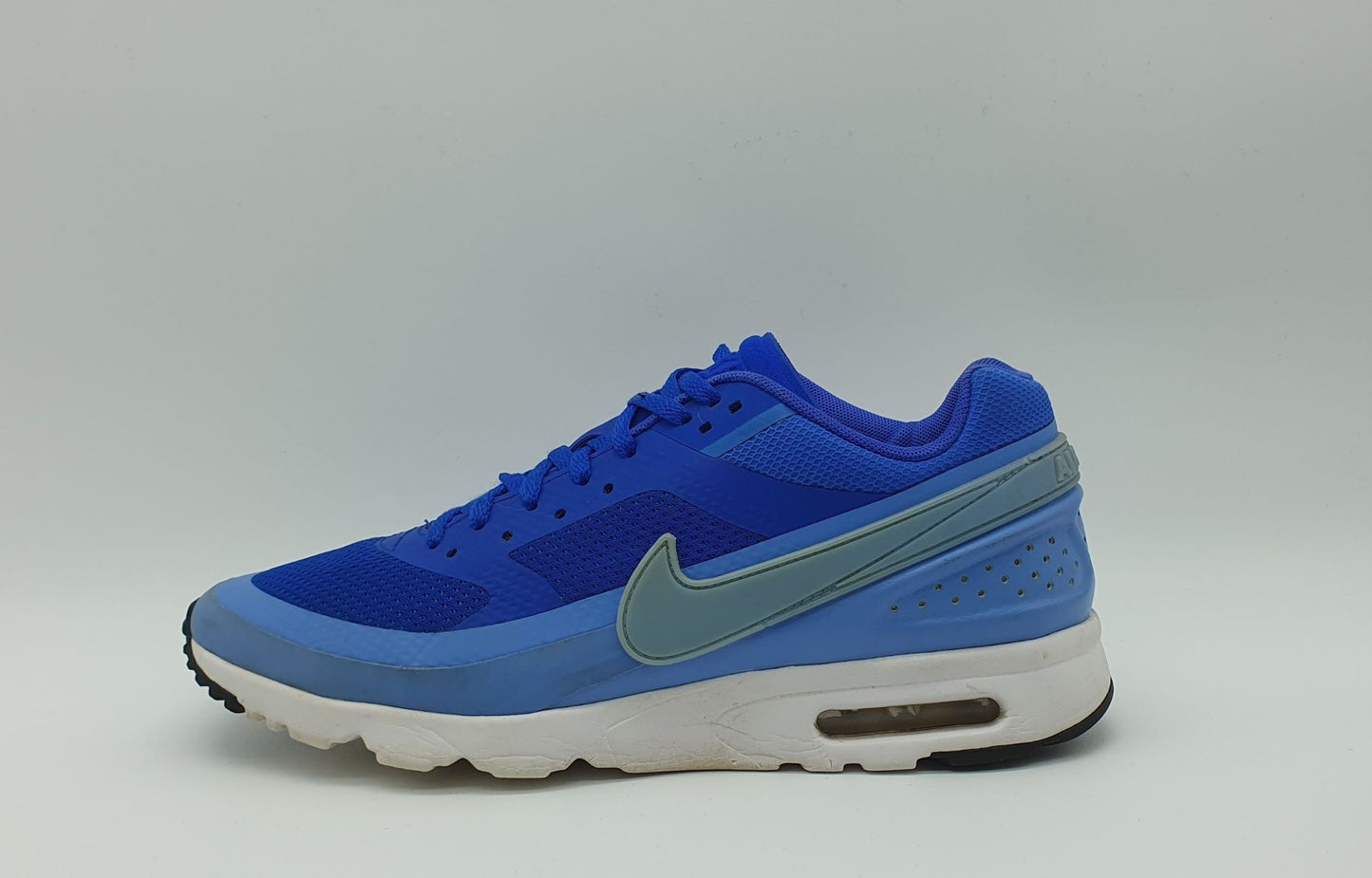 2015 WMNS Nike Air Classic BW Ultra Racer UK 7 / EUR 41