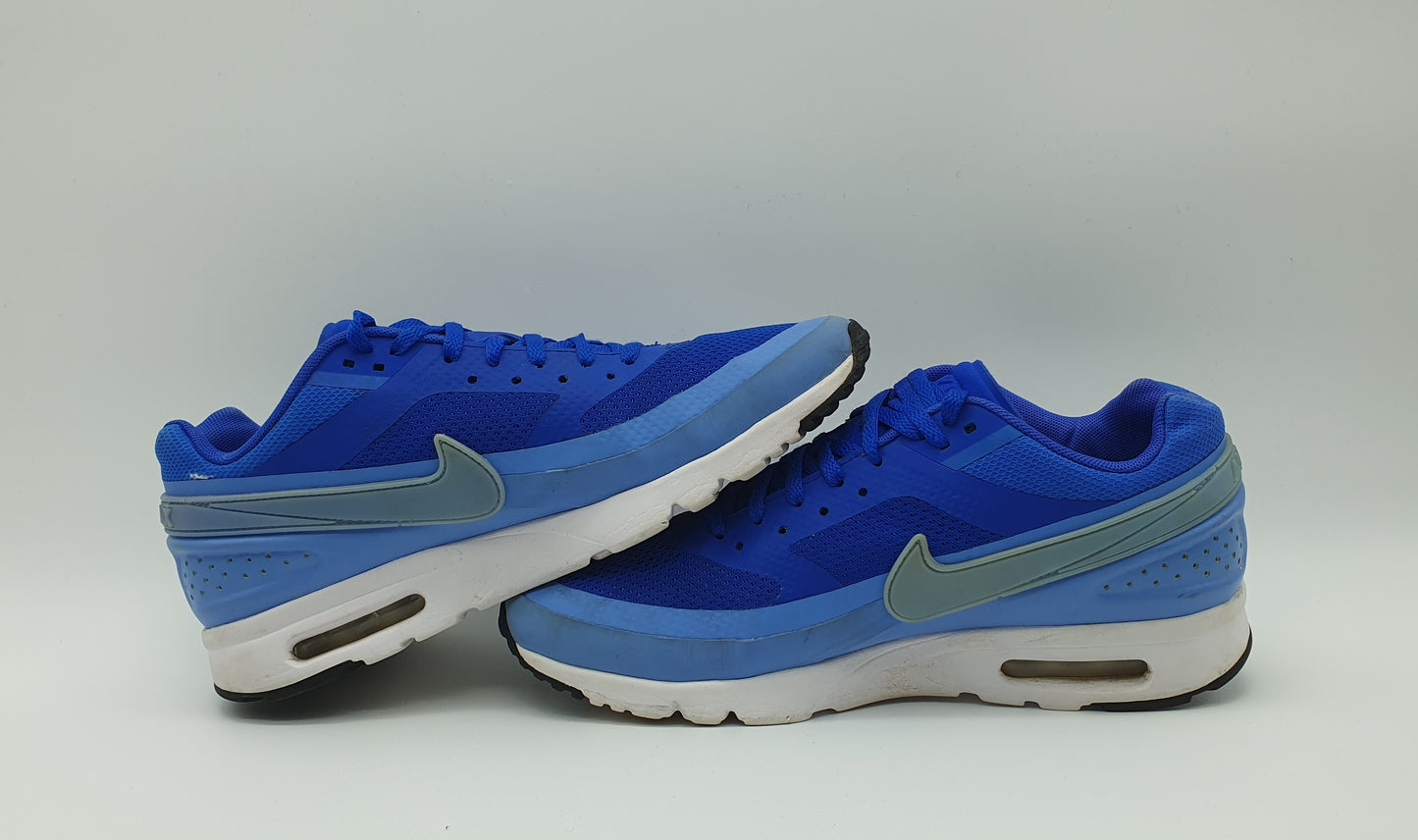 2015 WMNS Nike Air Classic BW Ultra Racer UK 7 / EUR 41