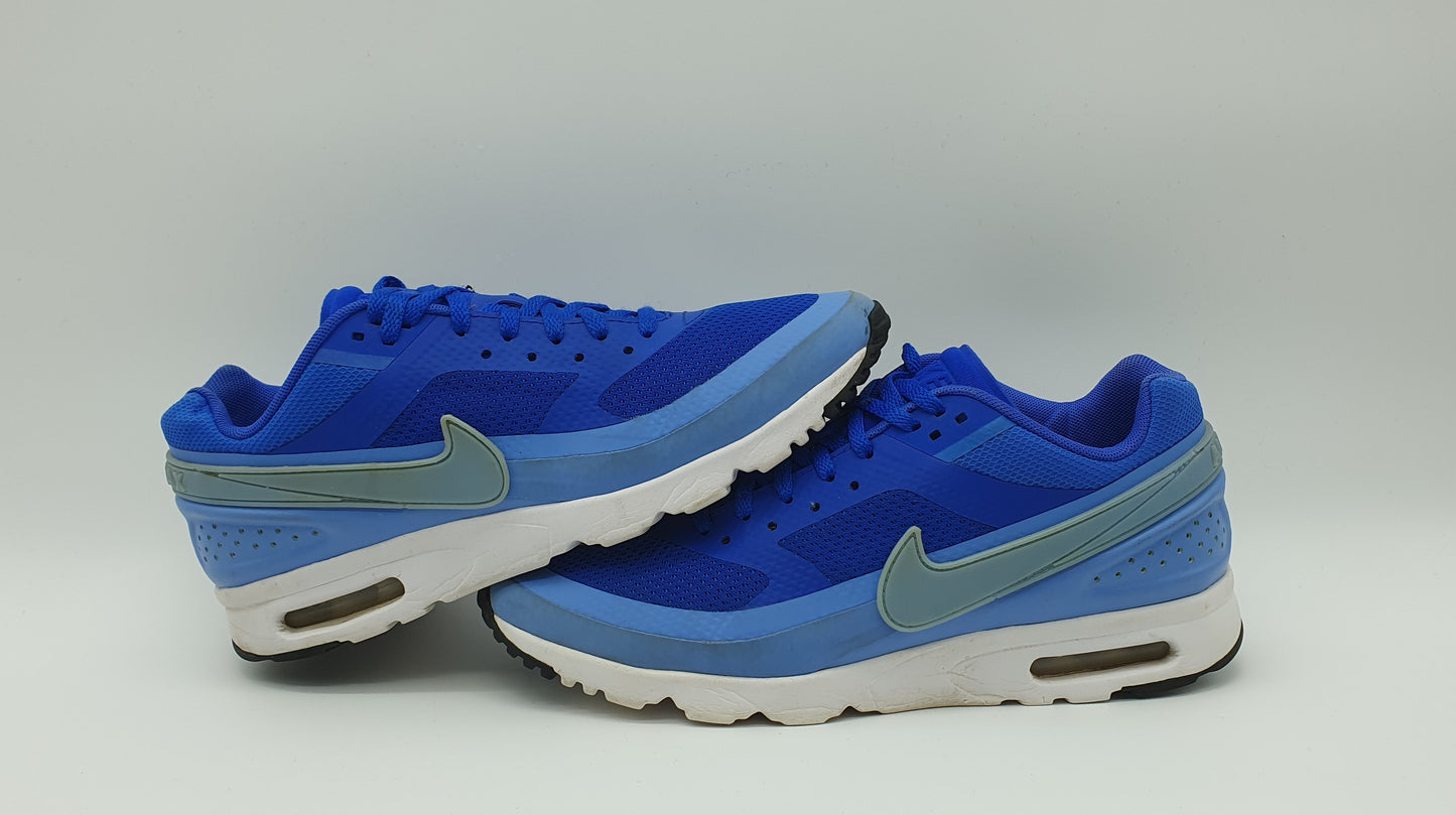 2015 WMNS Nike Air Classic BW Ultra Racer UK 7 / EUR 41