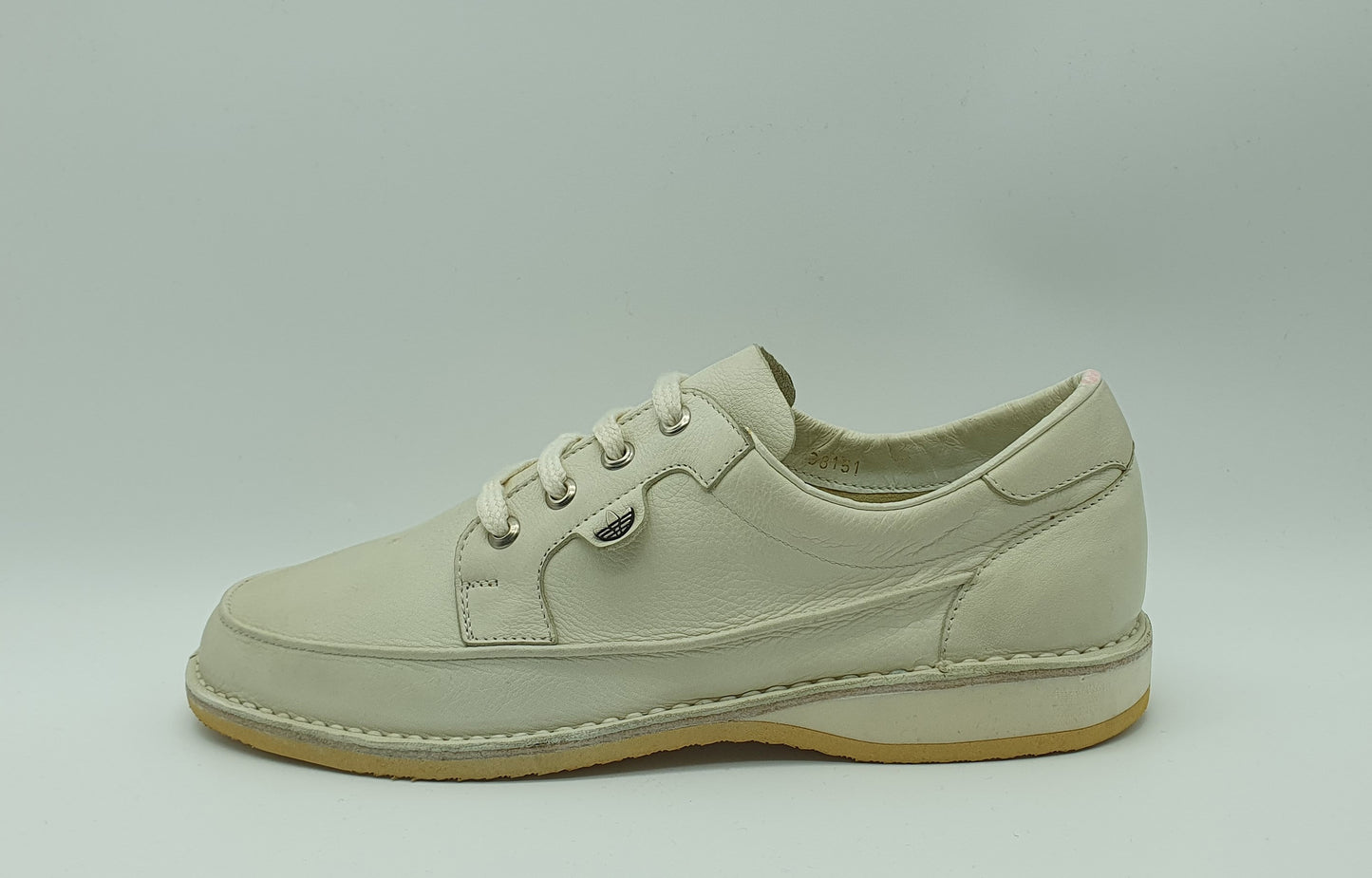 *NEW* Vintage 1980s Adidas Avignon Leisure Collection UK 8.5 / EUR 42 2/3