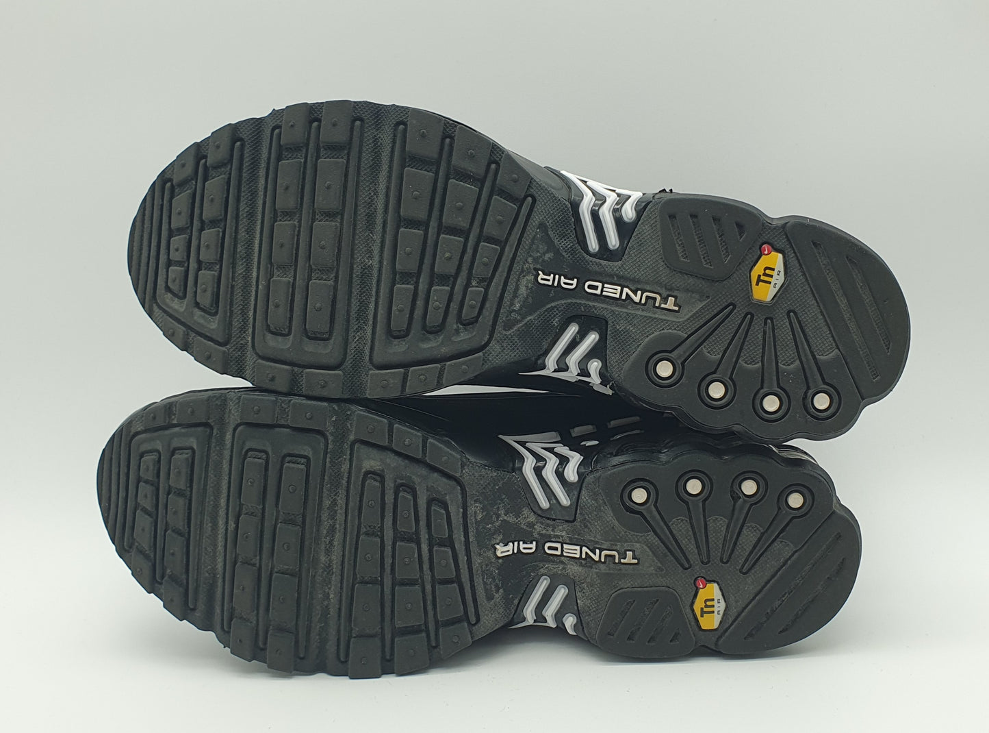 *VGC* 2022 Nike Air Max Plus 3 III Black UK 9 / EUR 44