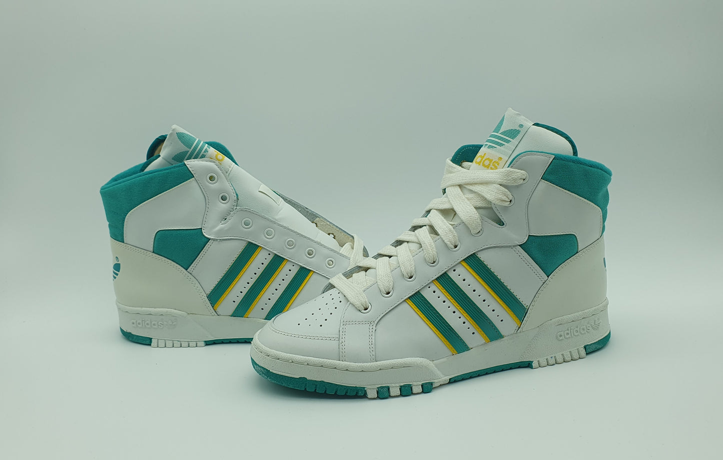 *NEU* Vintage 1980er Adidas Connector Hi UK 8,5 / EUR 42 2/3