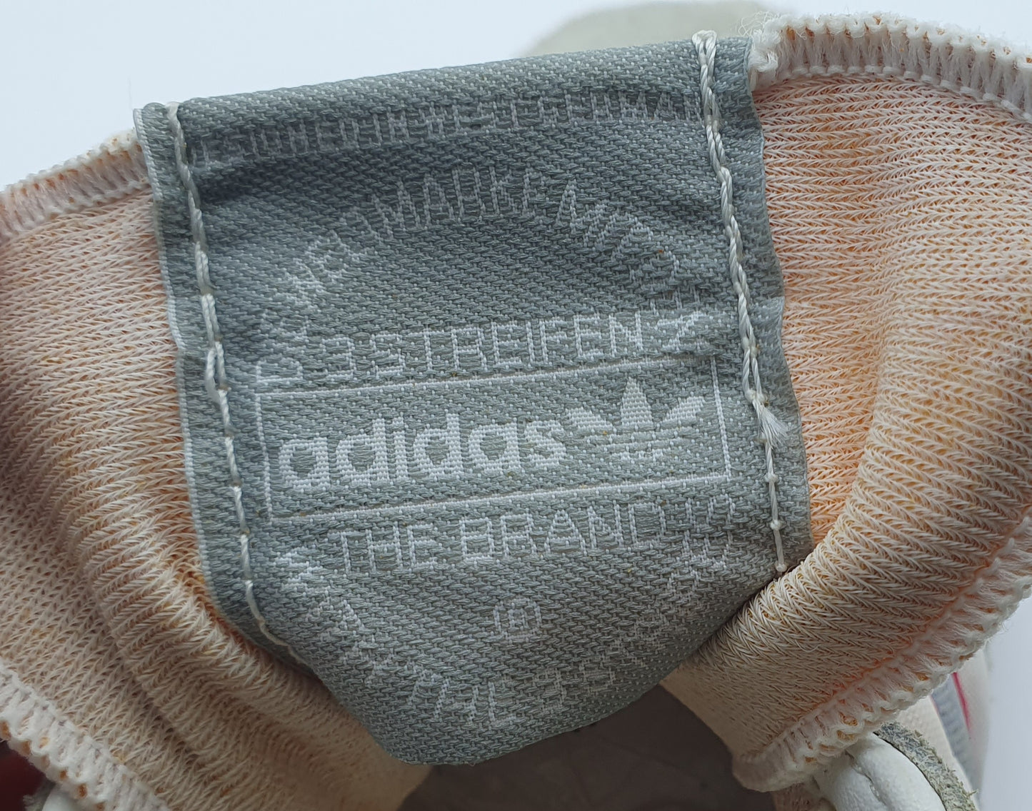 *VGC* Vintage 1980s Adidas Indoor Super II UK 8.5 / EUR 42 2/3