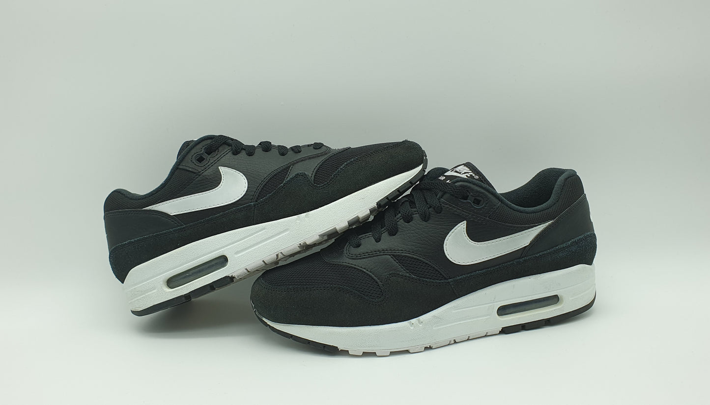 2018 Nike Air Max 1 Schwarz Weiß Gr. UK 7 / EUR 41