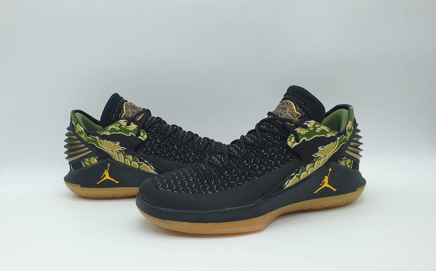 *WIE NEU* 2017 Nike Air Jordan XXXII 32 Low Flyknit 'Camo' City of Flight Gr. UK 9 / EUR 44