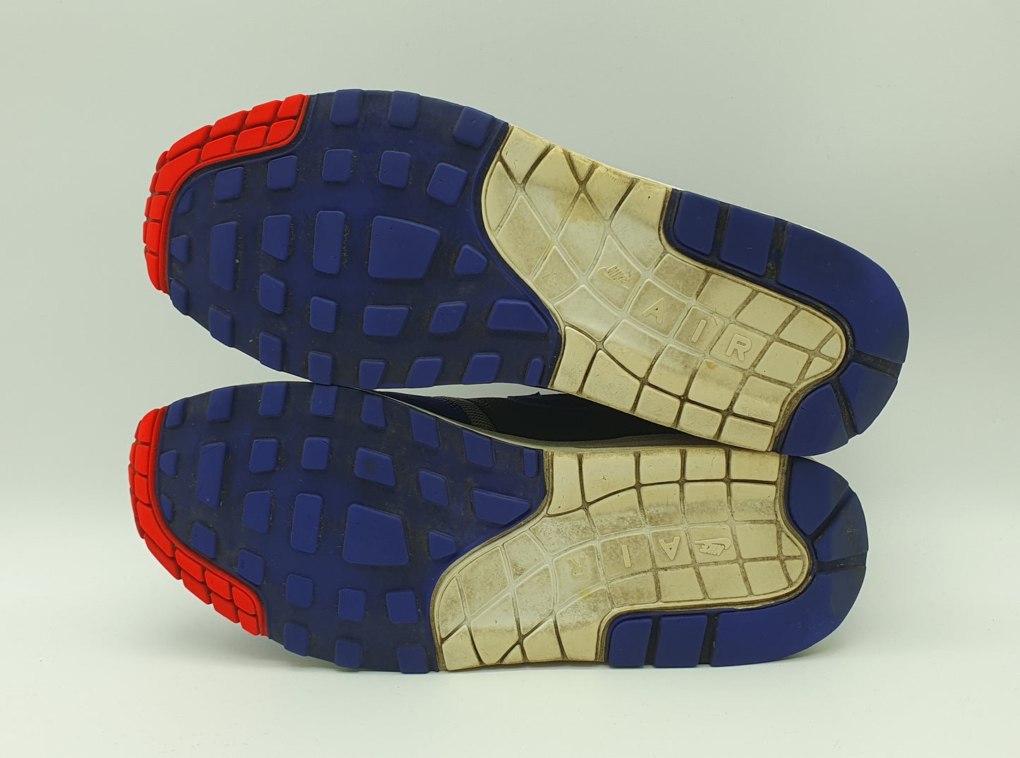 2012 Nike Air Max 1 Ultramarine Dark Grey Gr. UK 9 / EUR 44