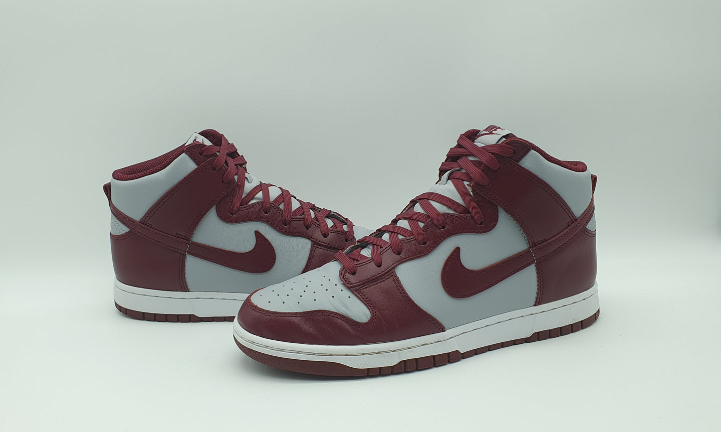 2022 Nike Dunk High 'Dark Beetroot' Bordeaux Gr. UK 9,5 / EUR 44,5