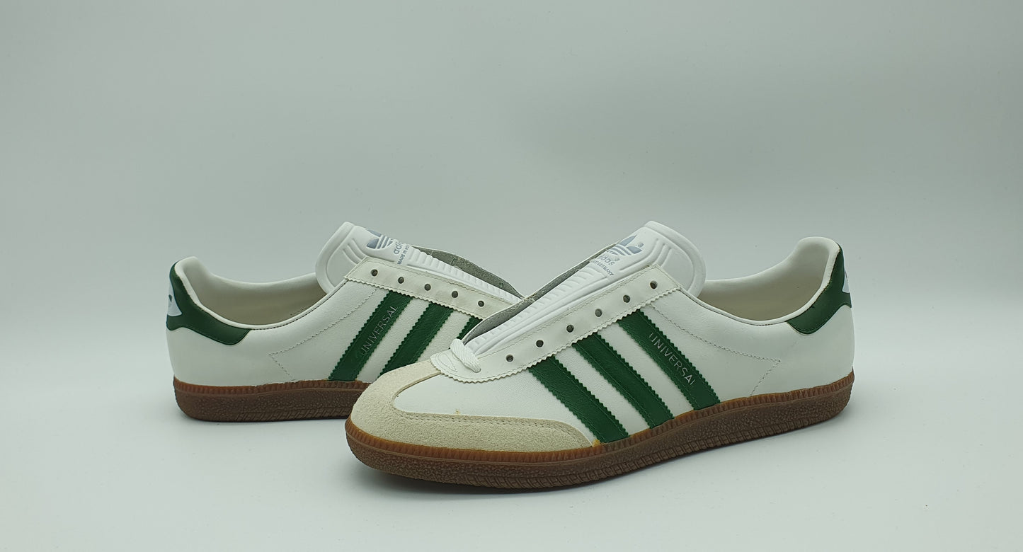 *BNIB* Vintage 1980s Adidas Universal green stripes UK 8.5 / EUR 42 2/3