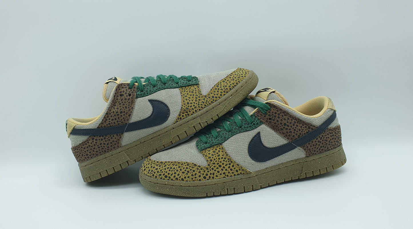 *VGC* 2022 Nike Dunk Low Safari 'Golden Moss' UK 9.5 / EUR 44.5