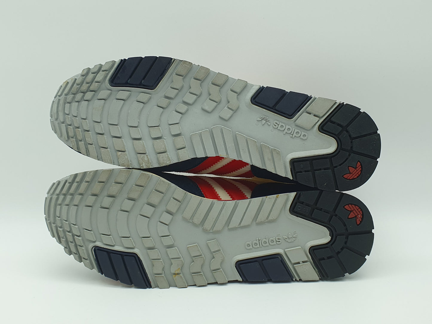 *NEU* Vintage 1980er Adidas Centaur Running UK 10 / EUR 44 2/3
