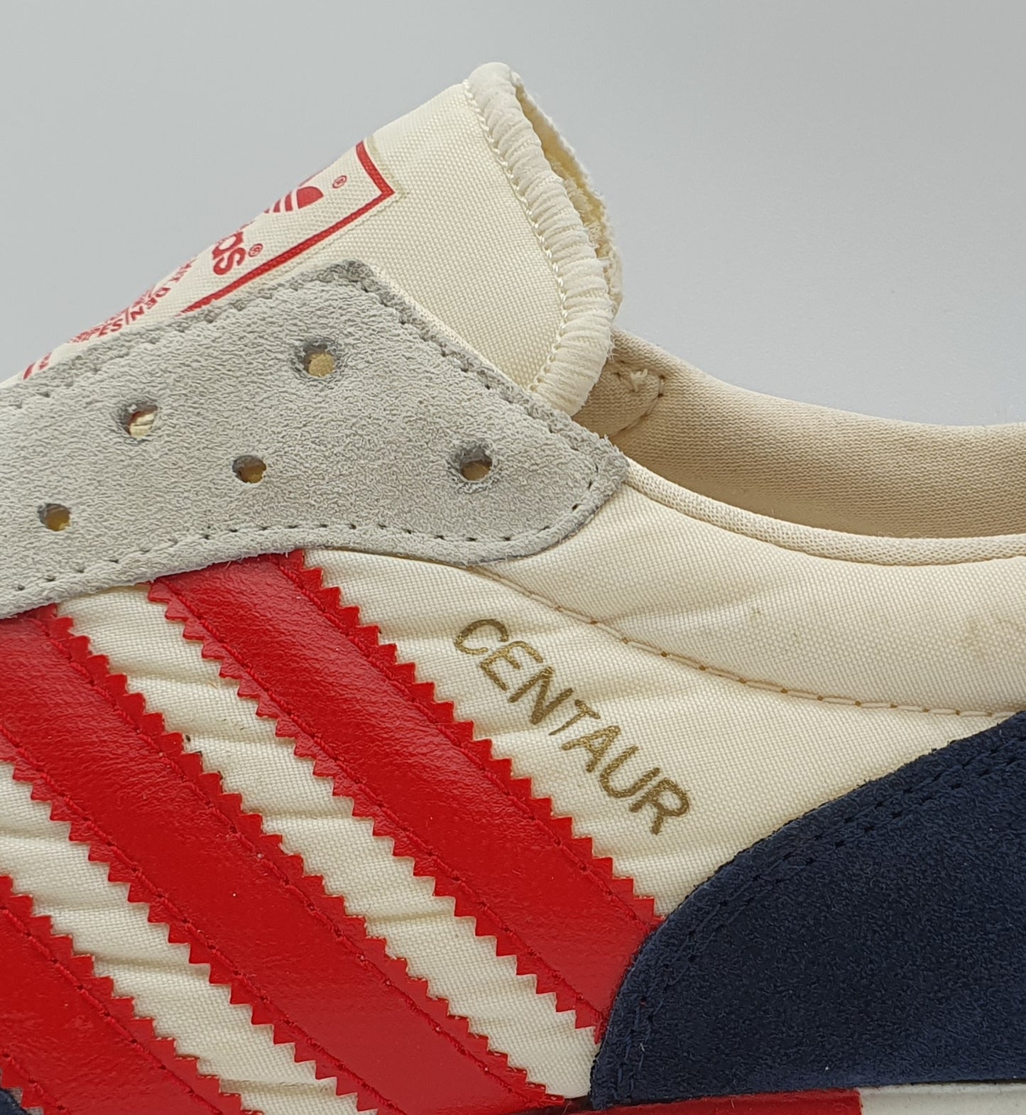 *NEU* Vintage 1980er Adidas Centaur Running UK 10 / EUR 44 2/3