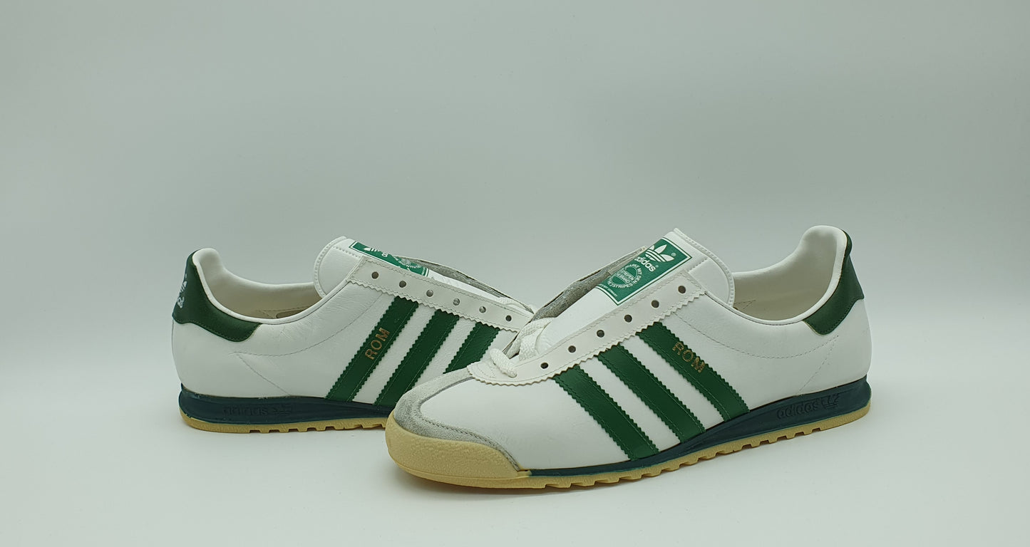 *NEU* Vintage 1980er Adidas Rom mit grünen Streifen UK 8 / EUR 42