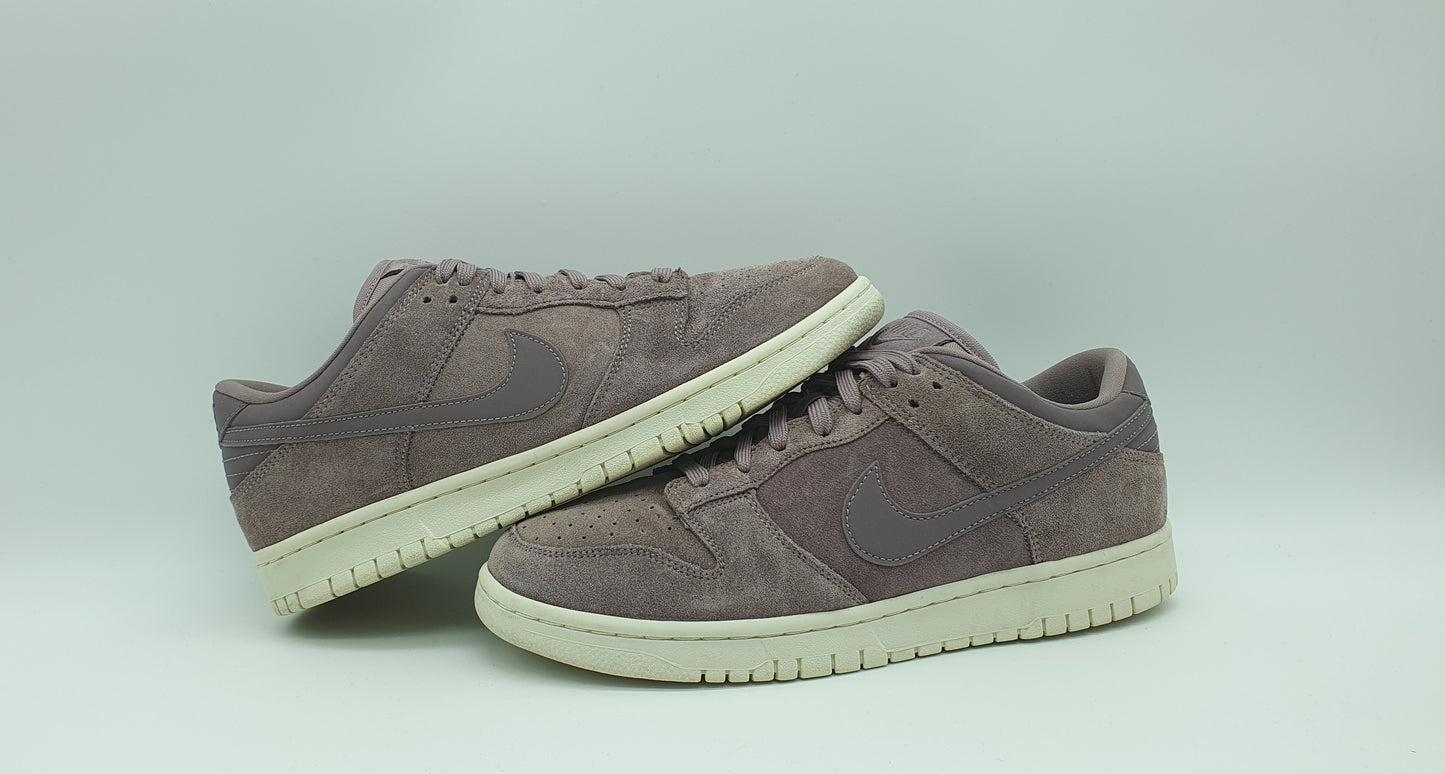 2017 Nike Dunk Low Premium 'Taupe Grey' UK 9 / EUR 44