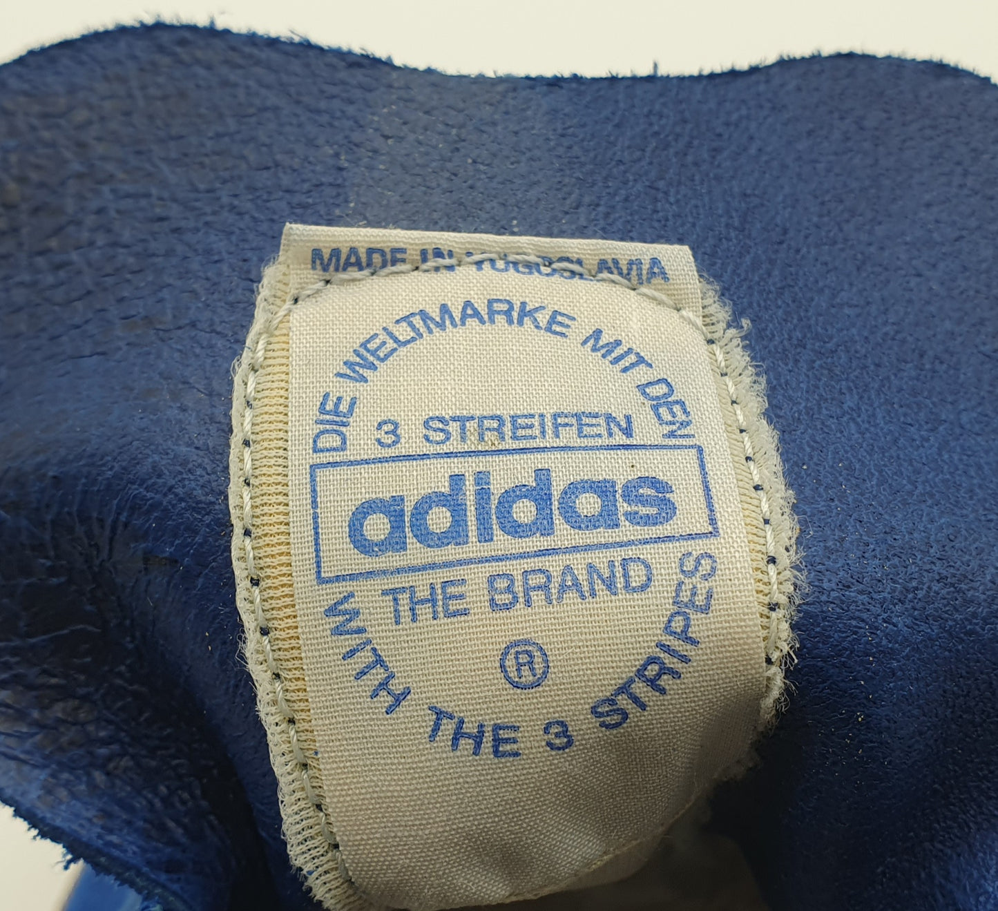*NEW* Vintage 1970s / 1980s Adidas Cologne UK 9.5 / EUR 44