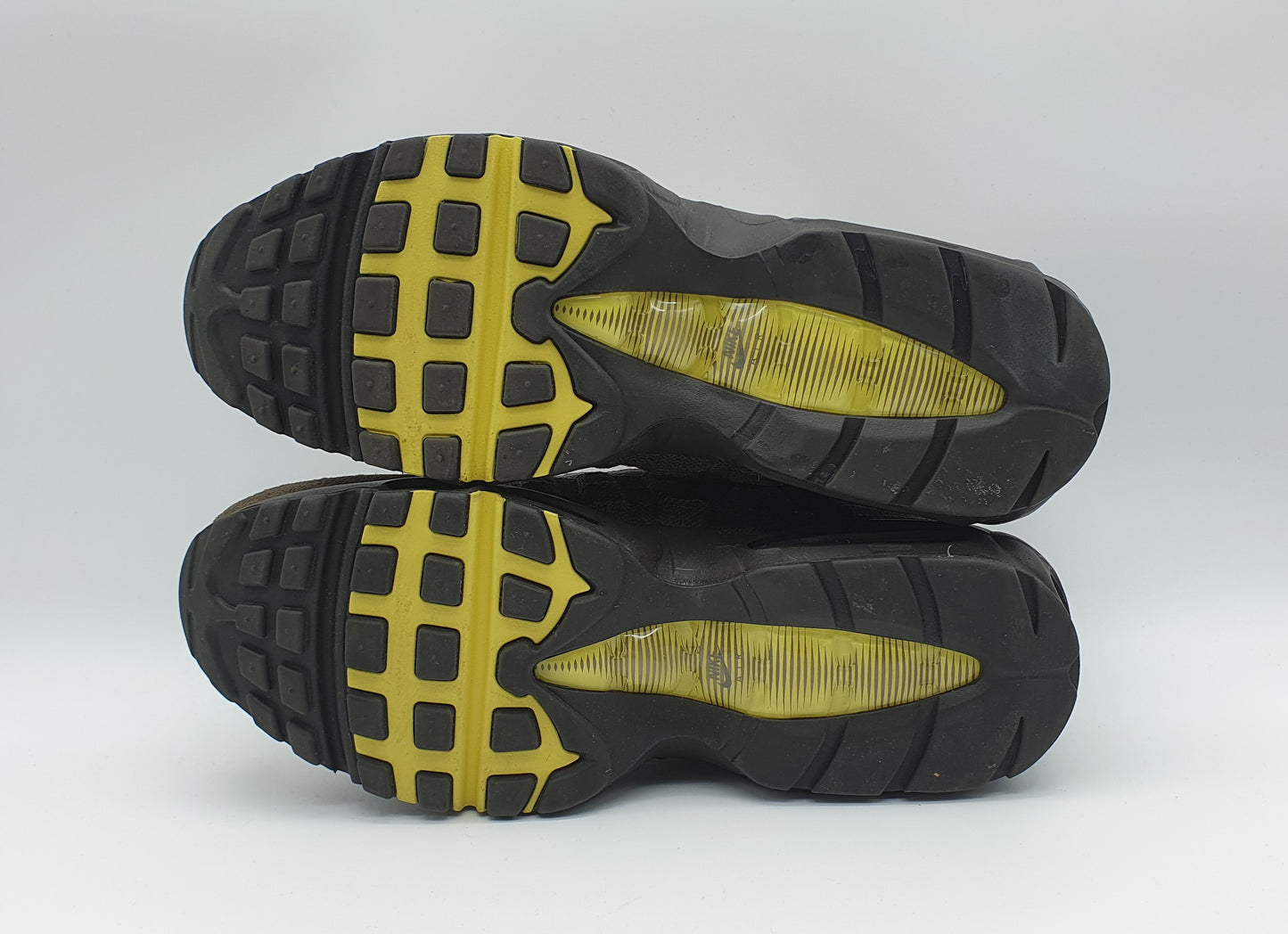 *TOP* 2021 Nike Air Max 95 NH 'Ironstore' Gr. UK 10 / EUR 45