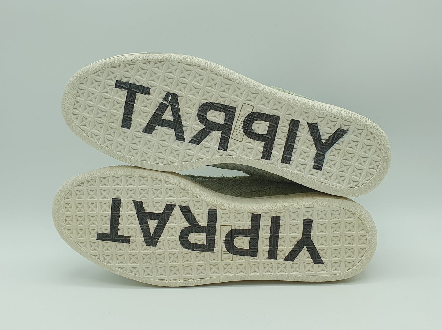 *NEU* Puma Suede Classic X Sonra Gr. UK 9,5 / EUR 44