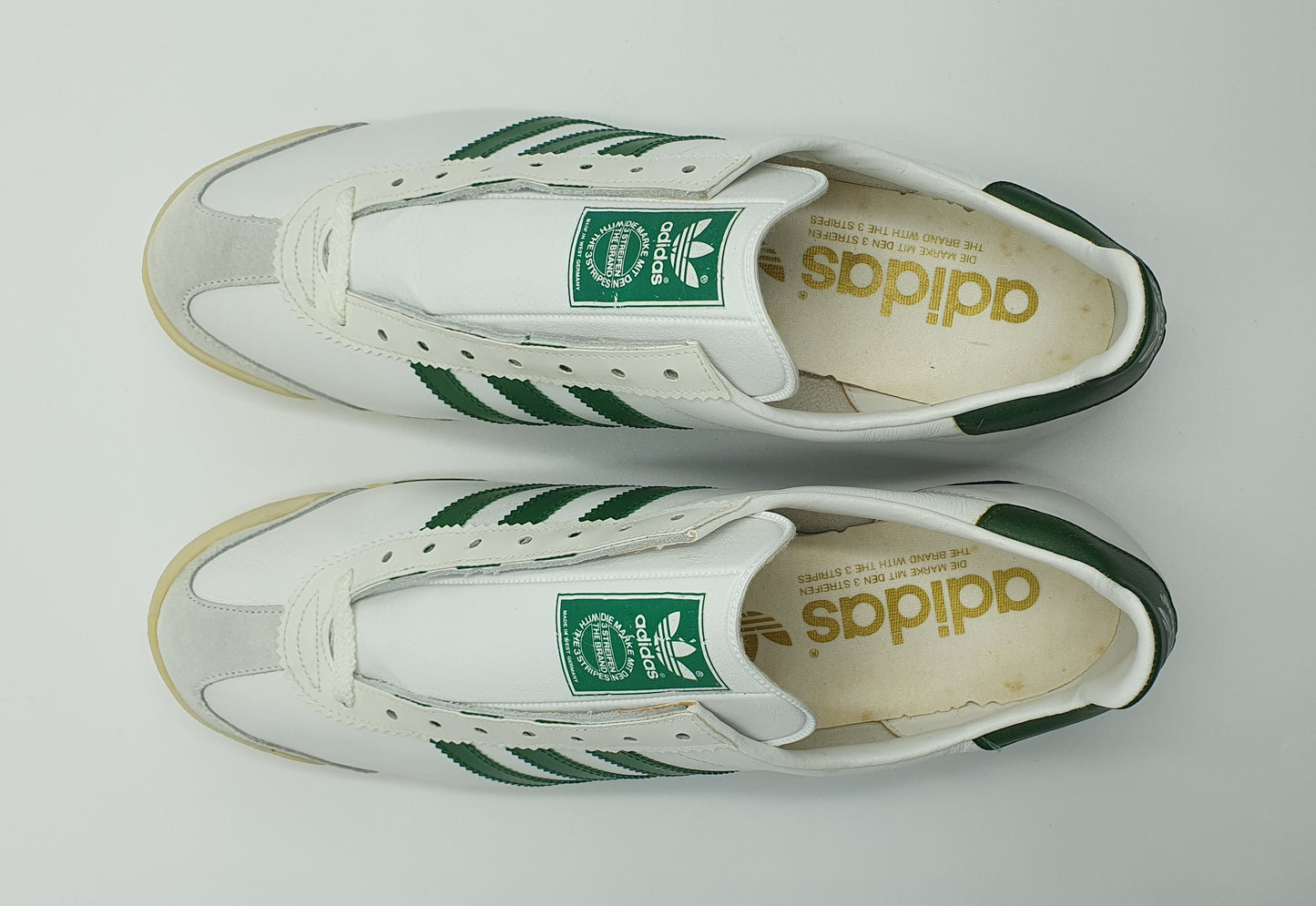 *NEU* Vintage 1980er Adidas Rom mit grünen Streifen UK 13 / EUR 48 2/3