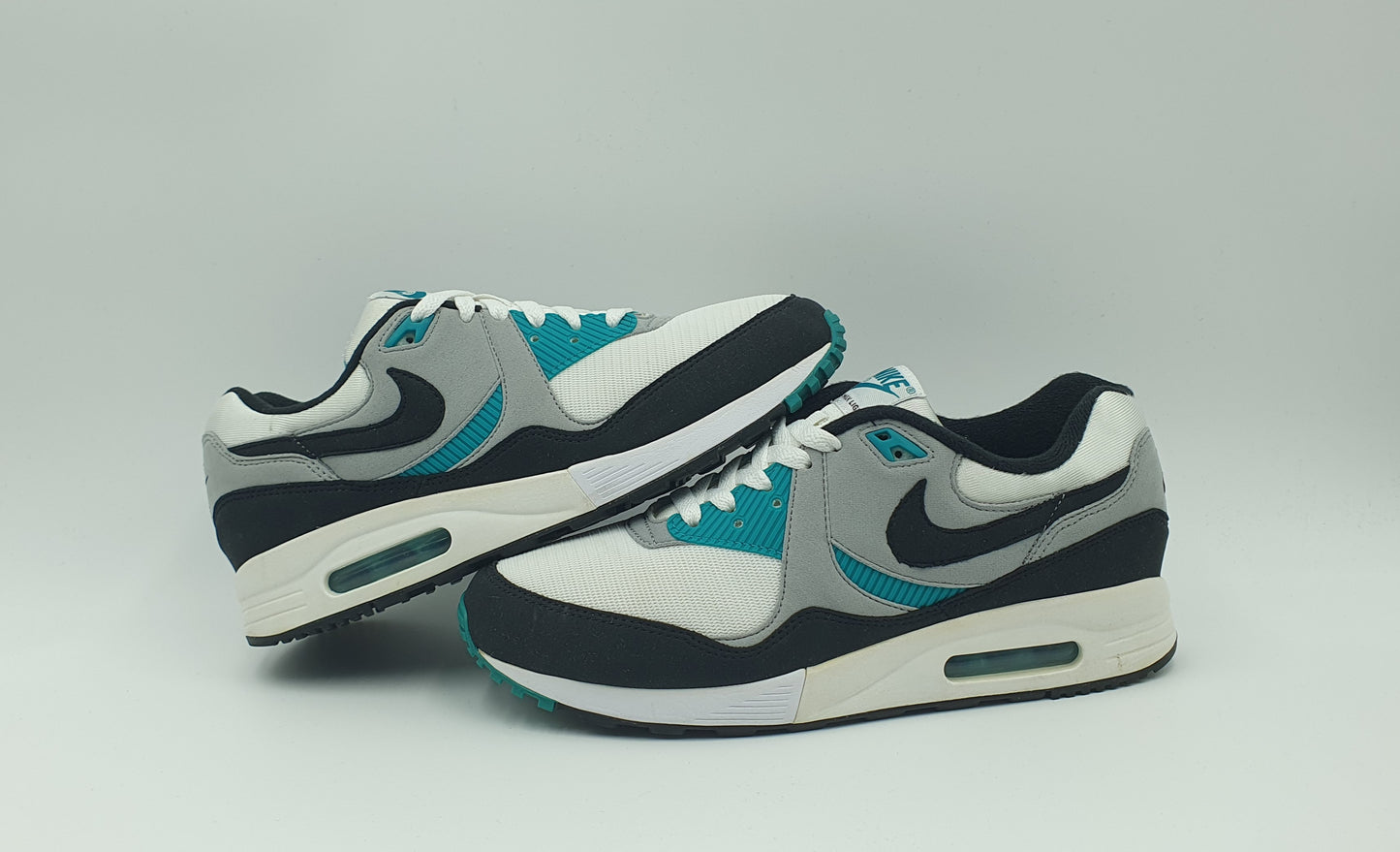 *LIKE NEW* 2019 Nike Air Max Light Retro OG 'Spirit Teal' UK 7.5 / EUR 42
