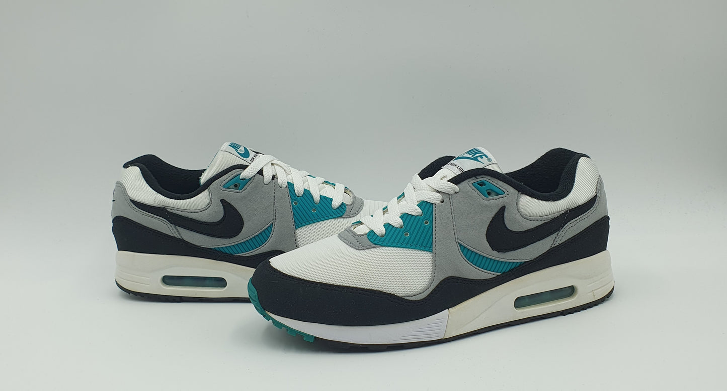 *LIKE NEW* 2019 Nike Air Max Light Retro OG 'Spirit Teal' UK 7.5 / EUR 42