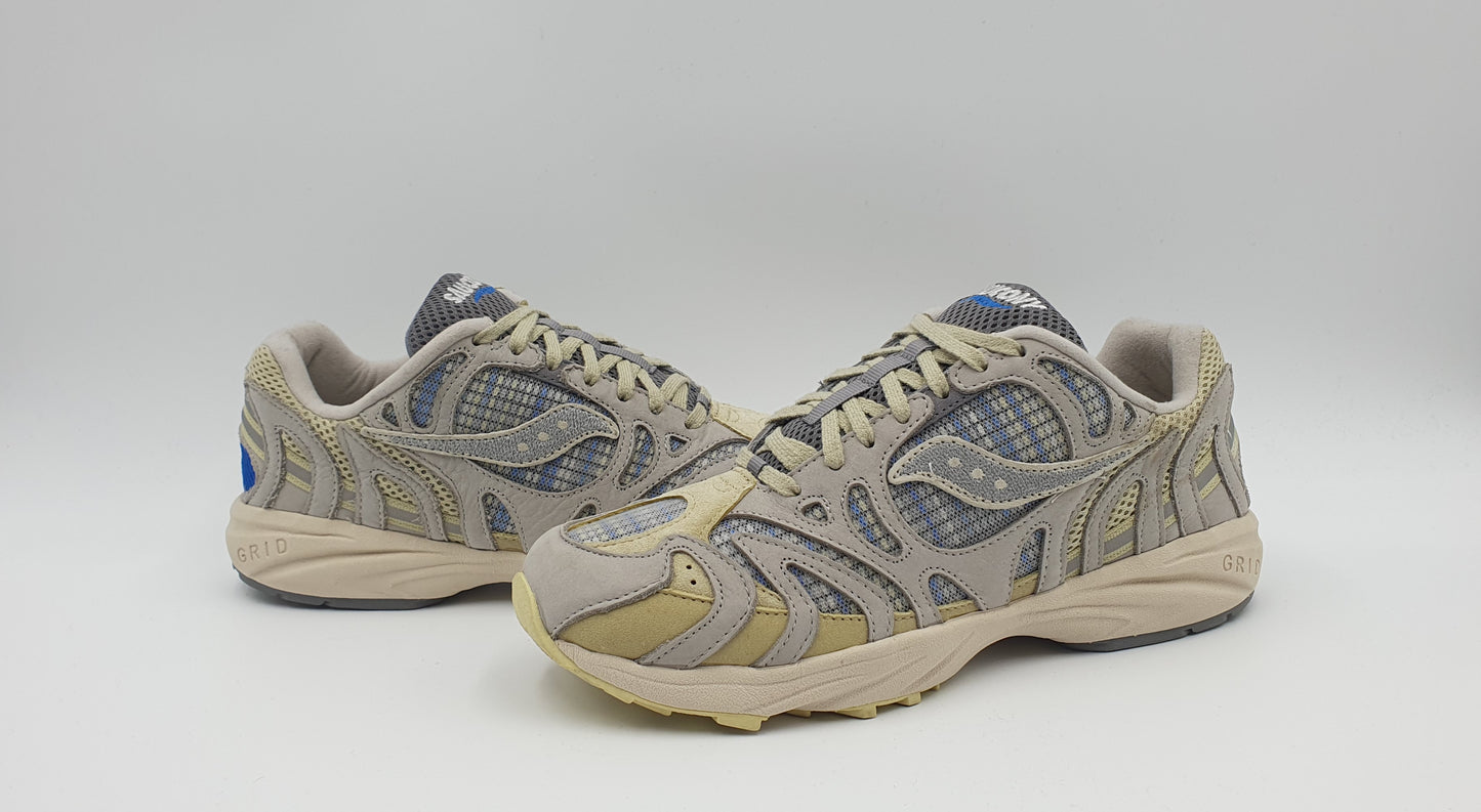 *WIE NEU* Saucony Grid Azura 2000 Sample Gr. UK 8 / EUR 42,5