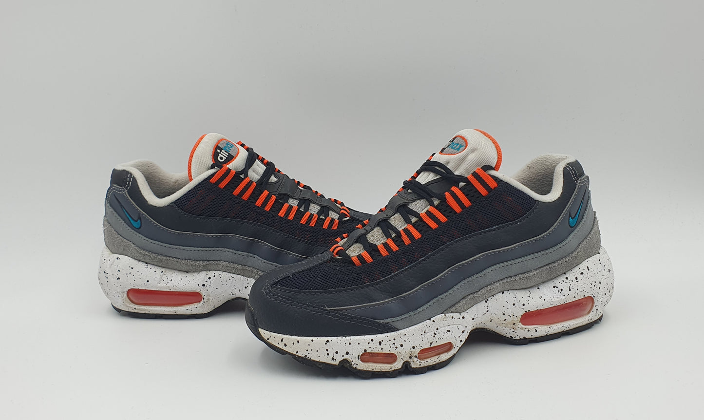 2020 Nike Air Max 95 Recraft Gr. UK 4,5 / EUR 37,5