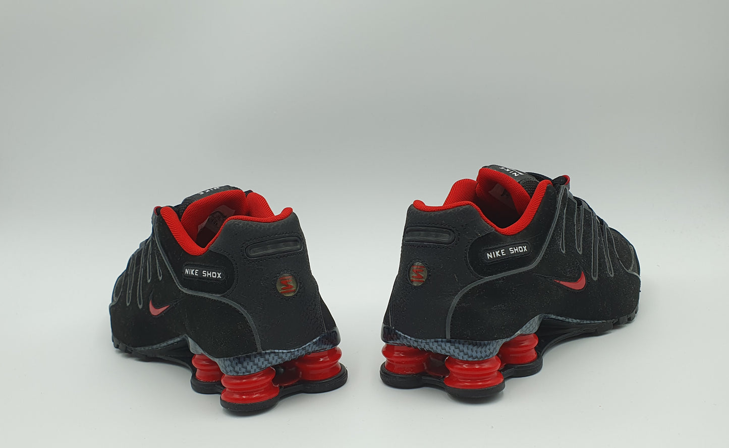 *VGC* 2012 Nike Shox NZ EU black / red UK 7.5 / EUR 42