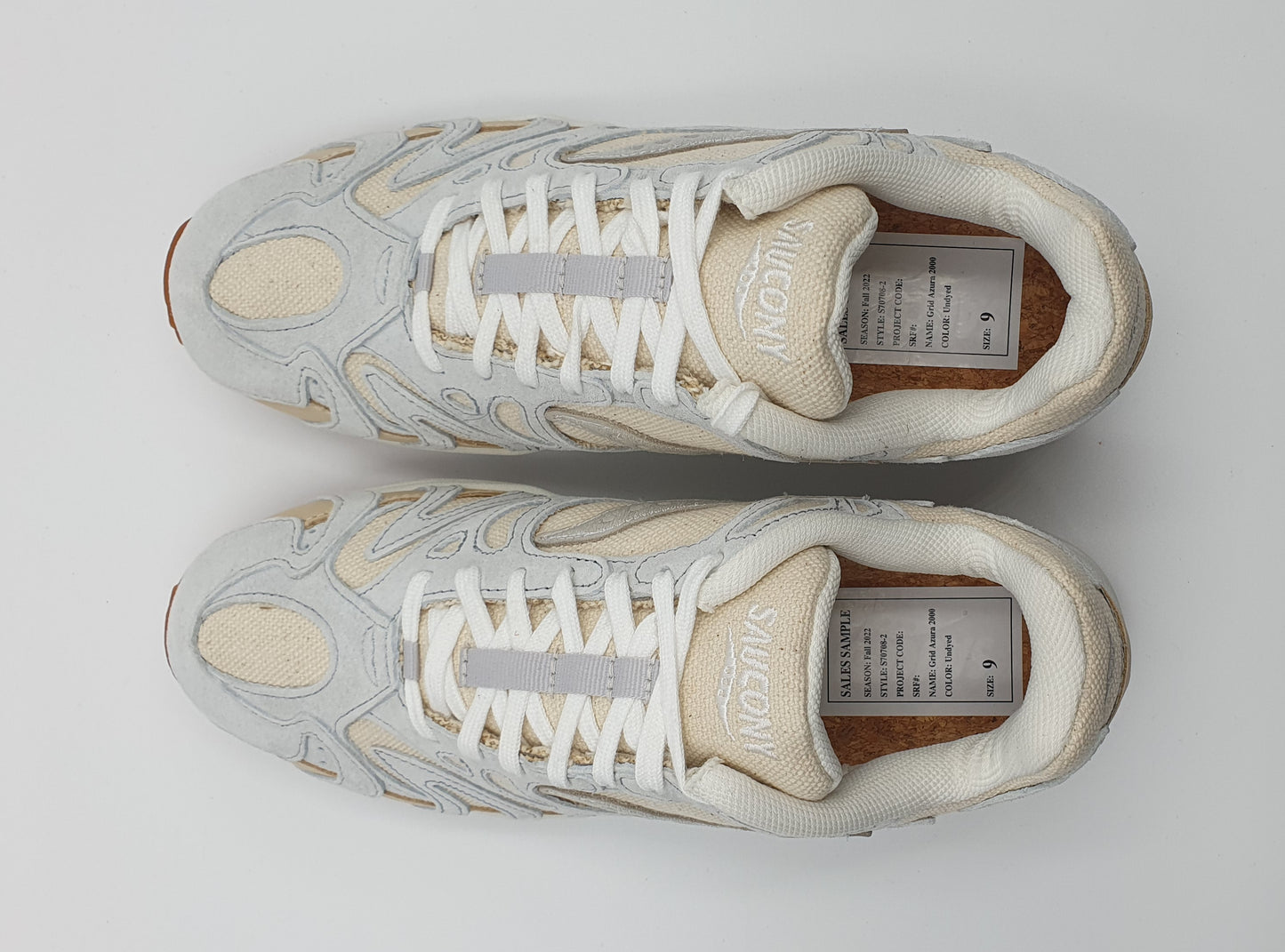*NEU* Saucony Grid Azura 2000 Sample Beige Gr. UK 8 / EUR 42,5