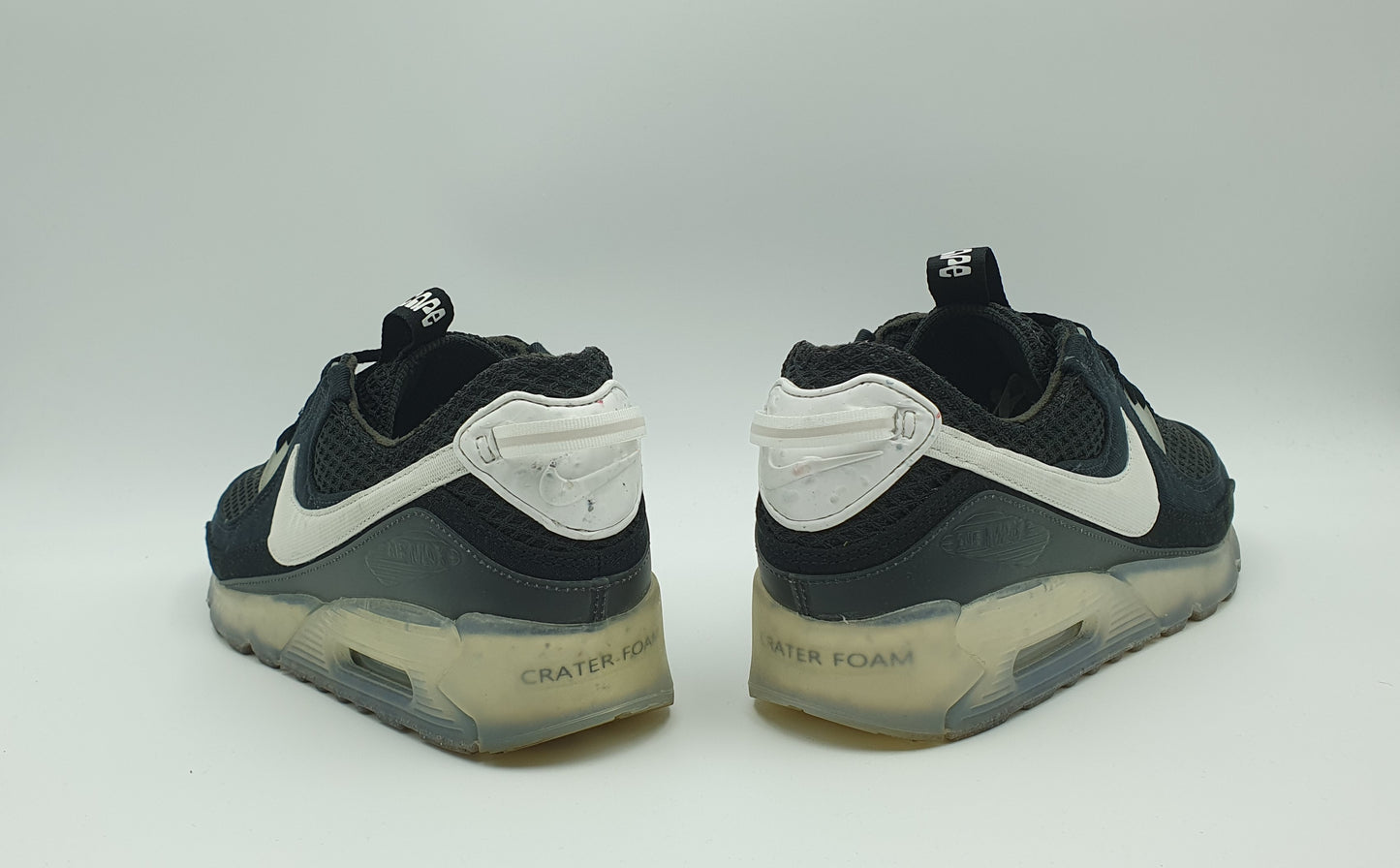 *TOP* 2022 Nike Air Max Terrascape 90 Schwarz-Weiß Gr. UK 10 / EUR 45