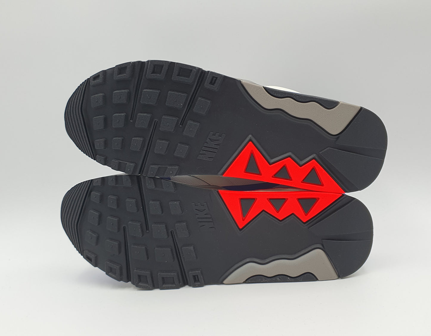 *BNIB* 2022 Nike Air Structure UK 11 / EUR 46