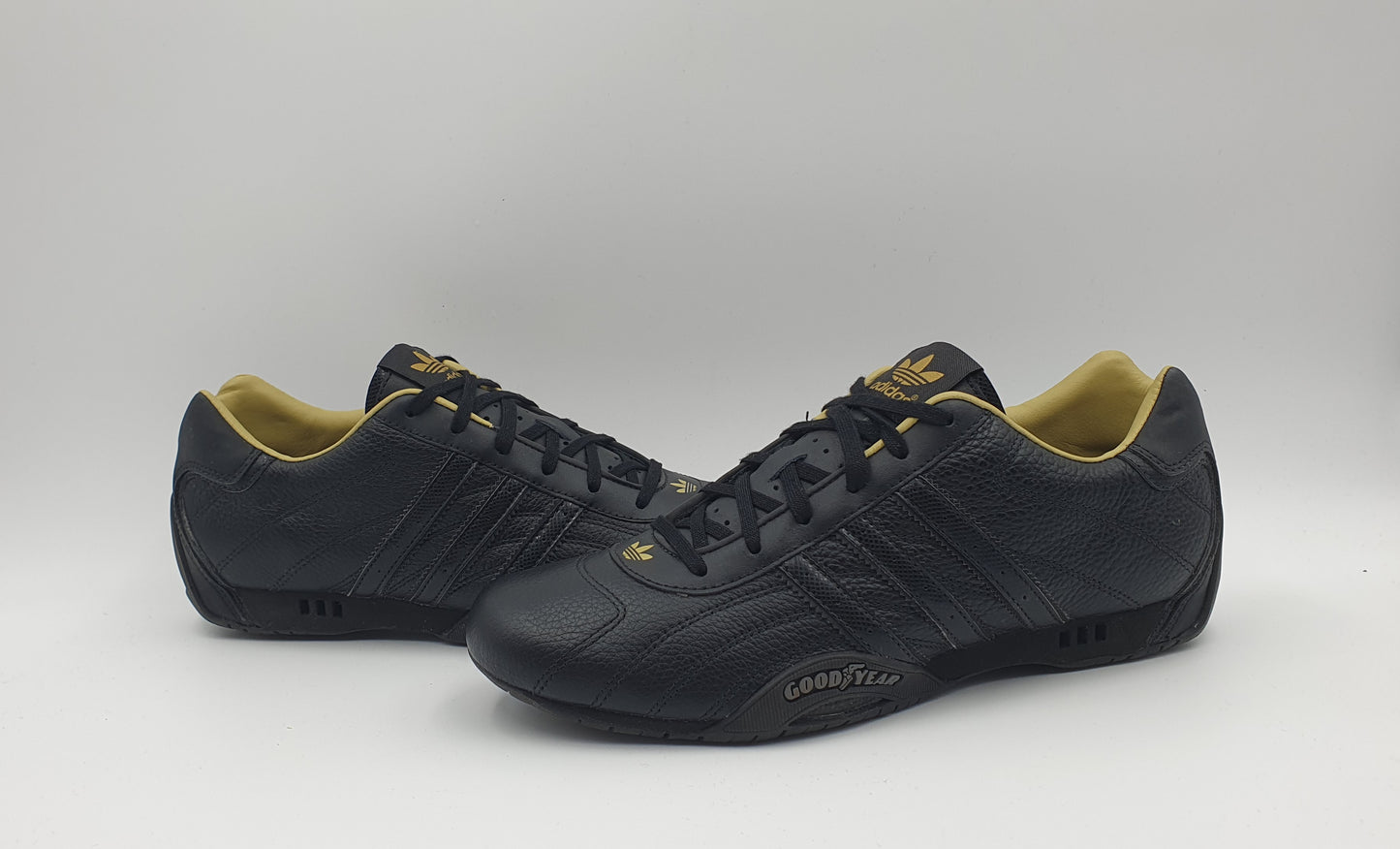 *WIE NEU* 2008 Adidas Adi Racer Low Good Year Schwarz Gr. UK 9,5 / EUR 44