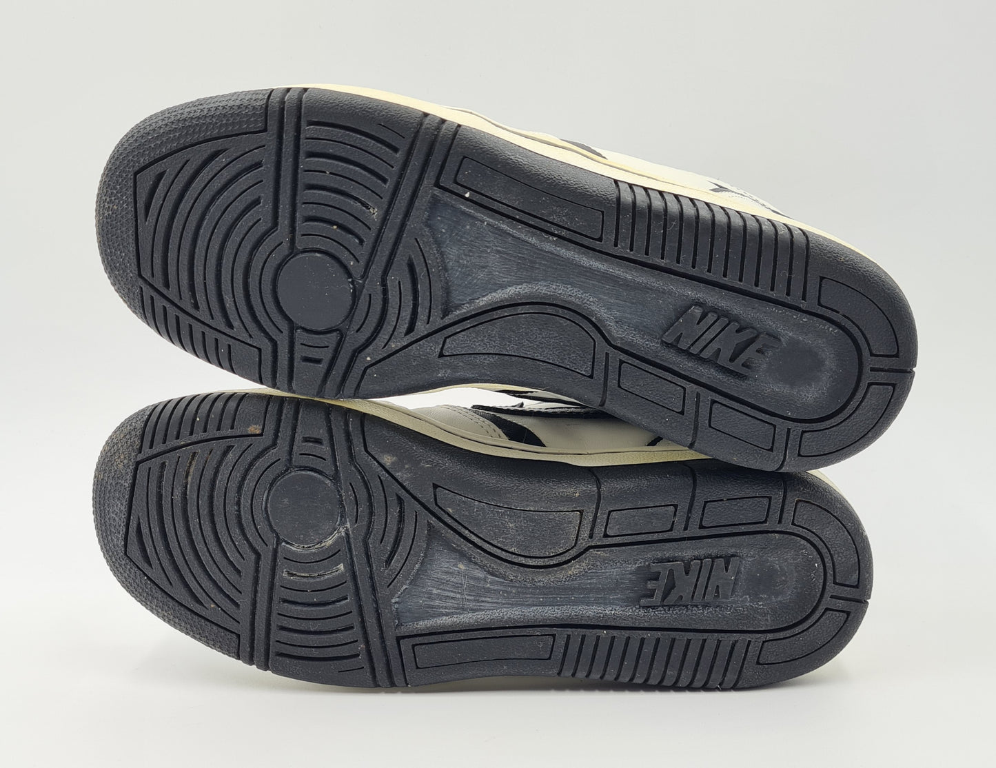 2010 Nike Sky Force 88 VNTG UK 7 / EUR 41