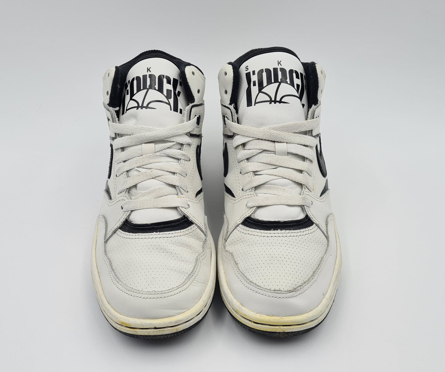 2010 Nike Sky Force 88 VNTG UK 7 / EUR 41