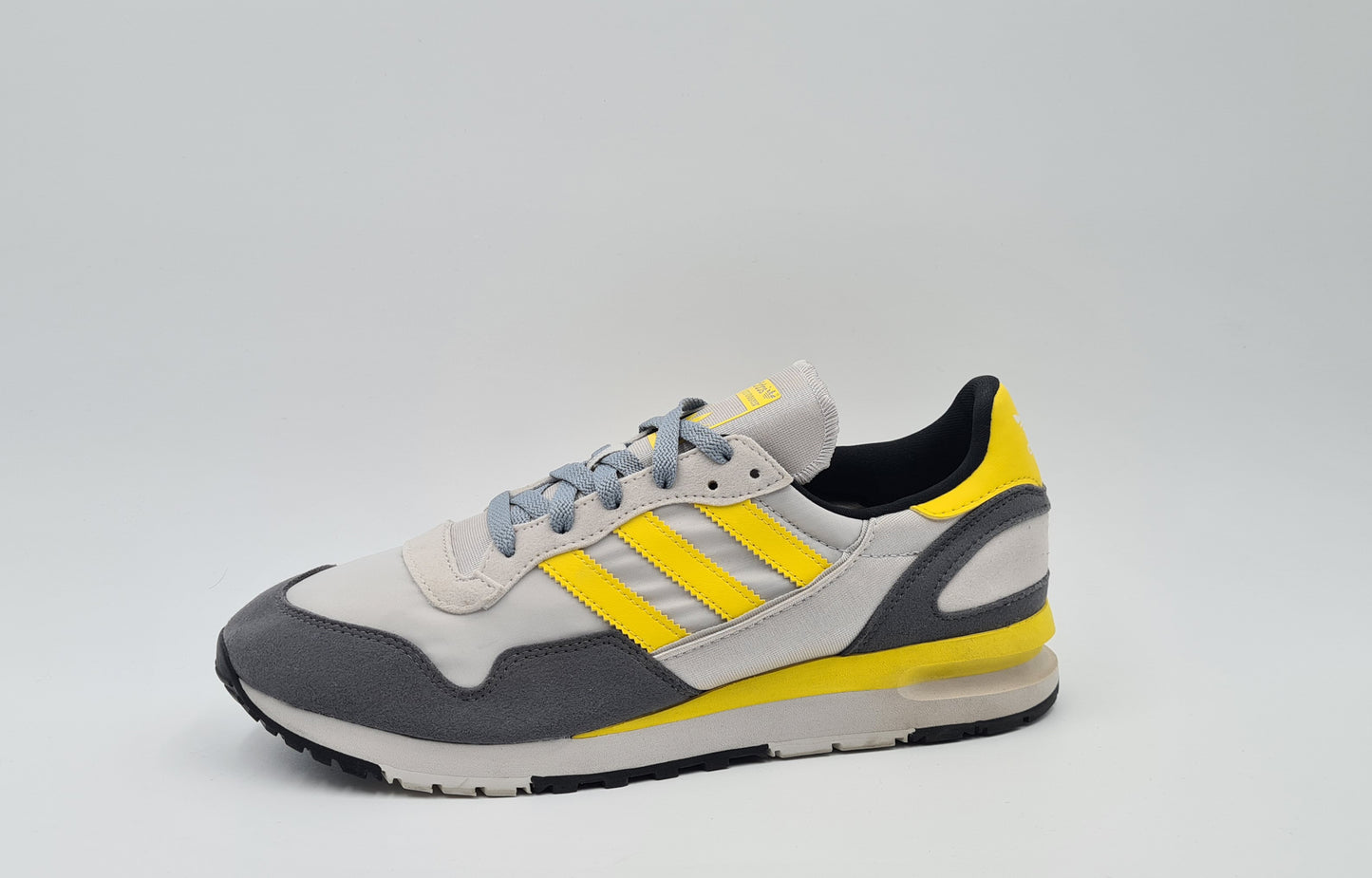 *WIE NEU* 2019 Adidas Lowertree Gr. UK 10 / EUR 44 2/3
