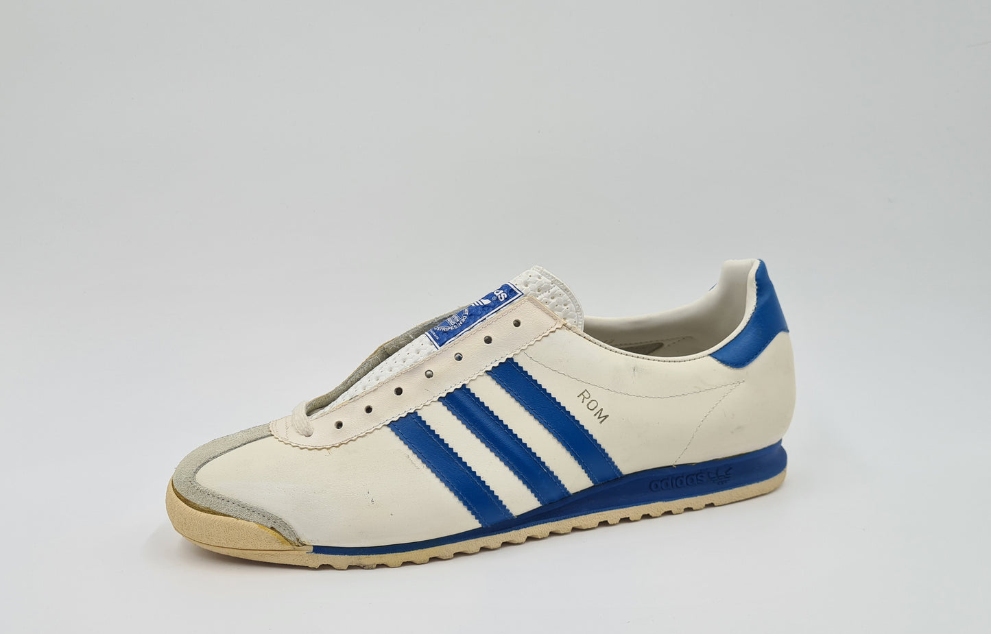 *NEW* Vintage 1980s Adidas Rom with blue stripes UK 12 / EUR 47 1/3