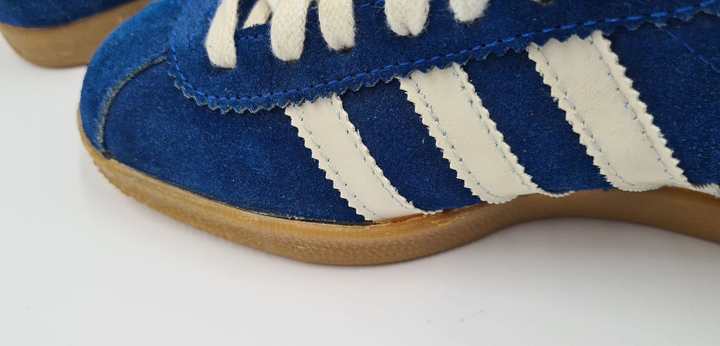 *NEW* Vintage 1970s / 1980s Adidas Cologne UK 6.5 / EUR 40