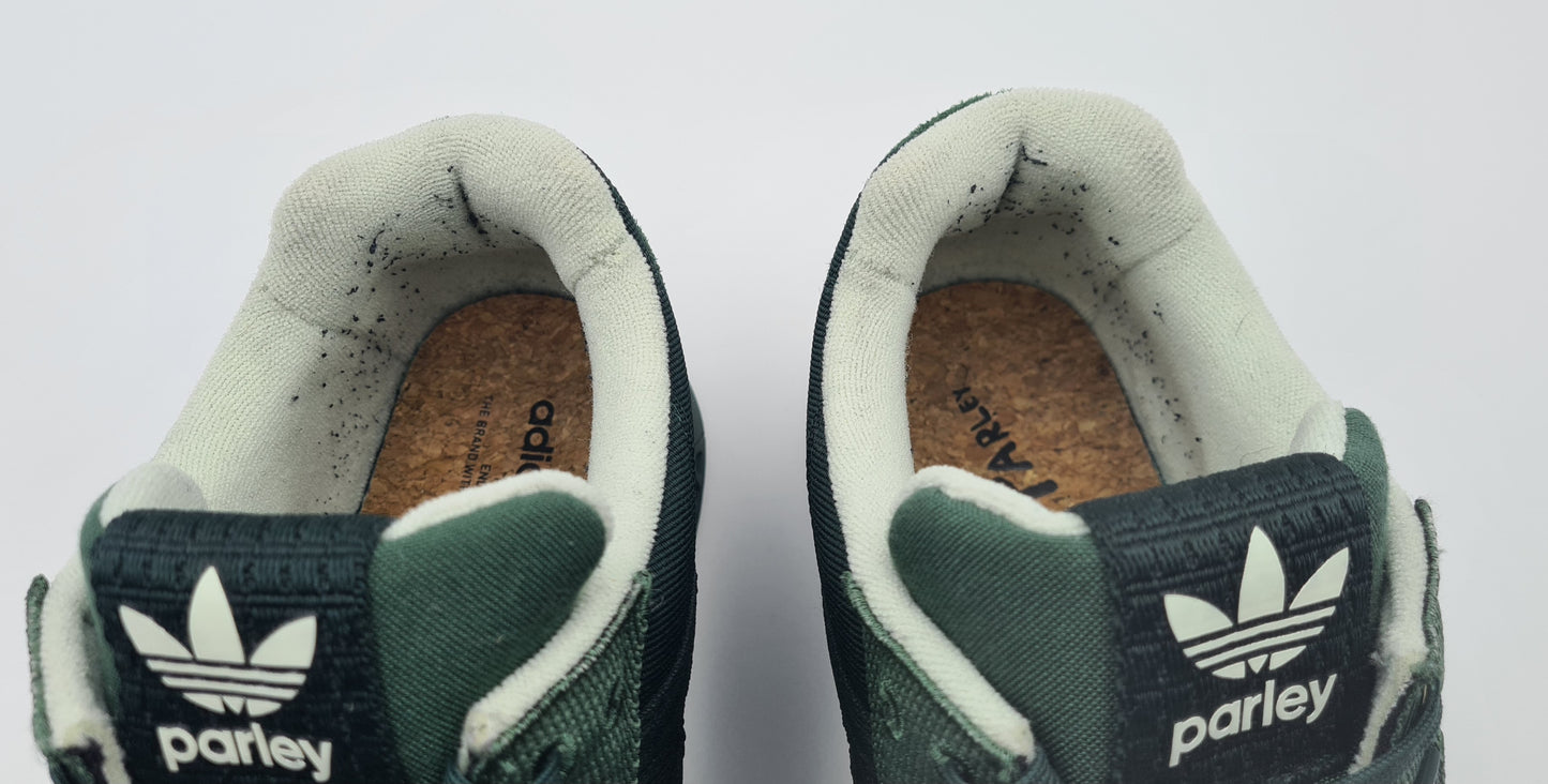 *TOP* 2022 Adidas ZX 8000 Parley 'Shadow Green' Gr. UK 9,5 / EUR 44