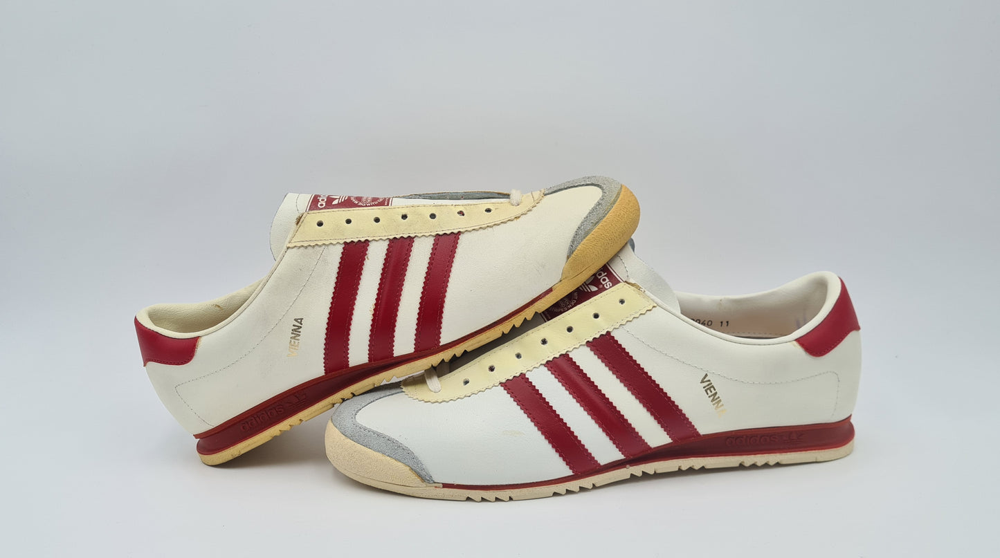 *NEU* Vintage 1970er Adidas Vienna Yugoslavia UK 11 / EUR 46