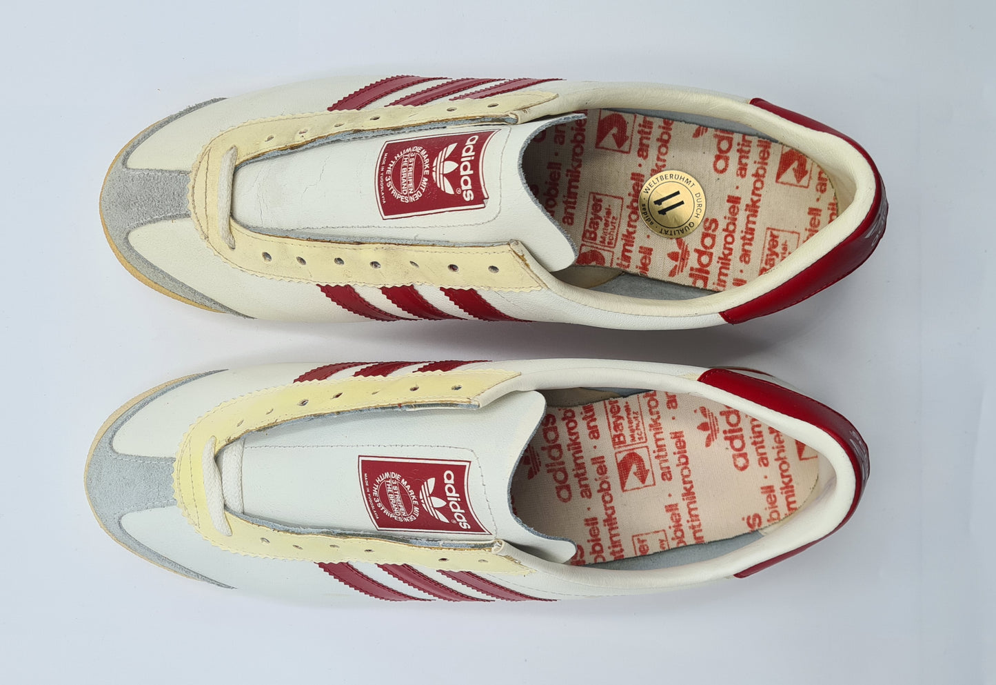*NEU* Vintage 1970er Adidas Vienna Yugoslavia UK 11 / EUR 46