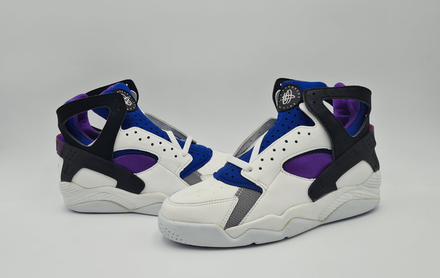 *NEW* Vintage 1992 Nike Air Flight Huarache UK 9,5 / EUR 44,5