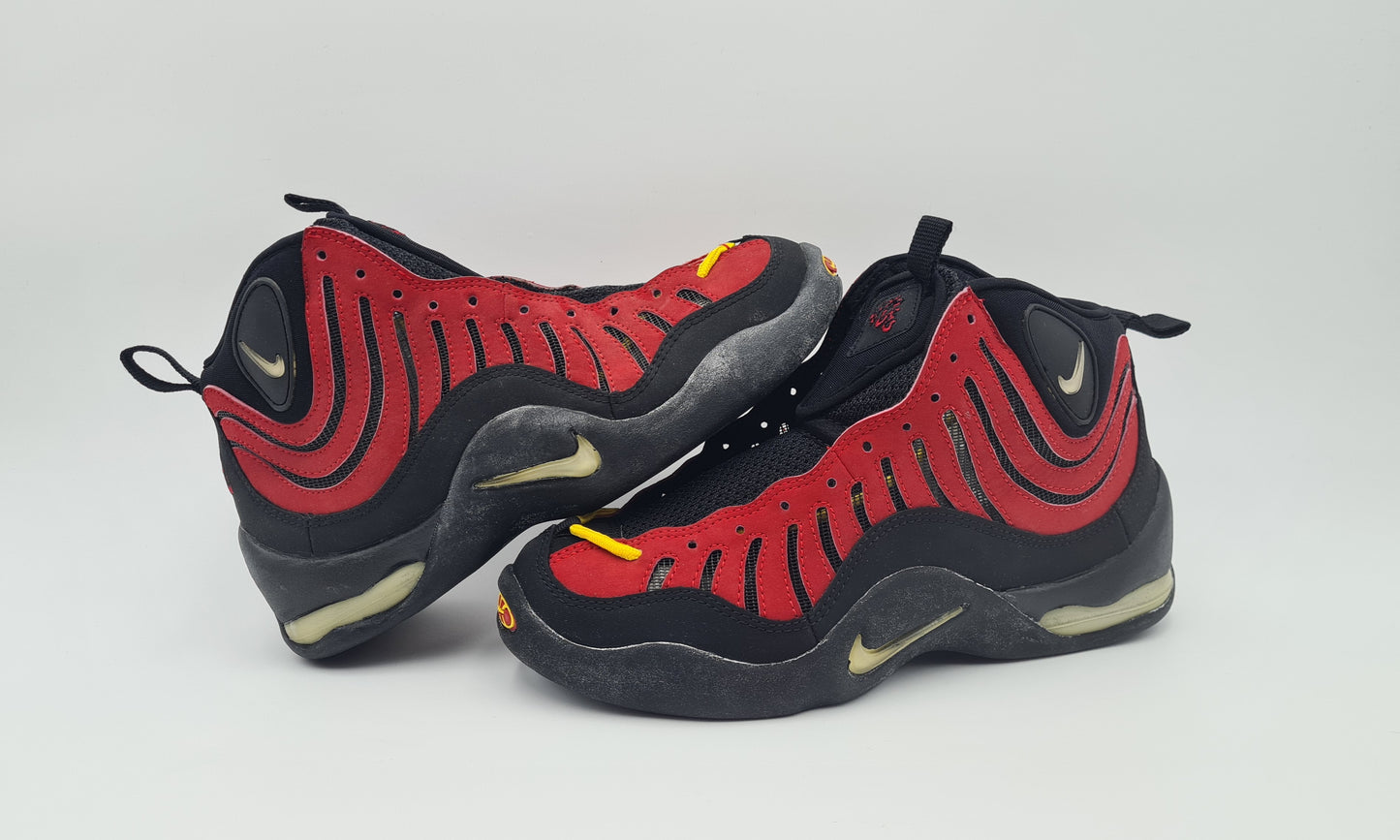 *NEW* Vintage 1997 Nike Air Bakin Varsity Red Tim Hardaway UK 7.5 / EUR 42