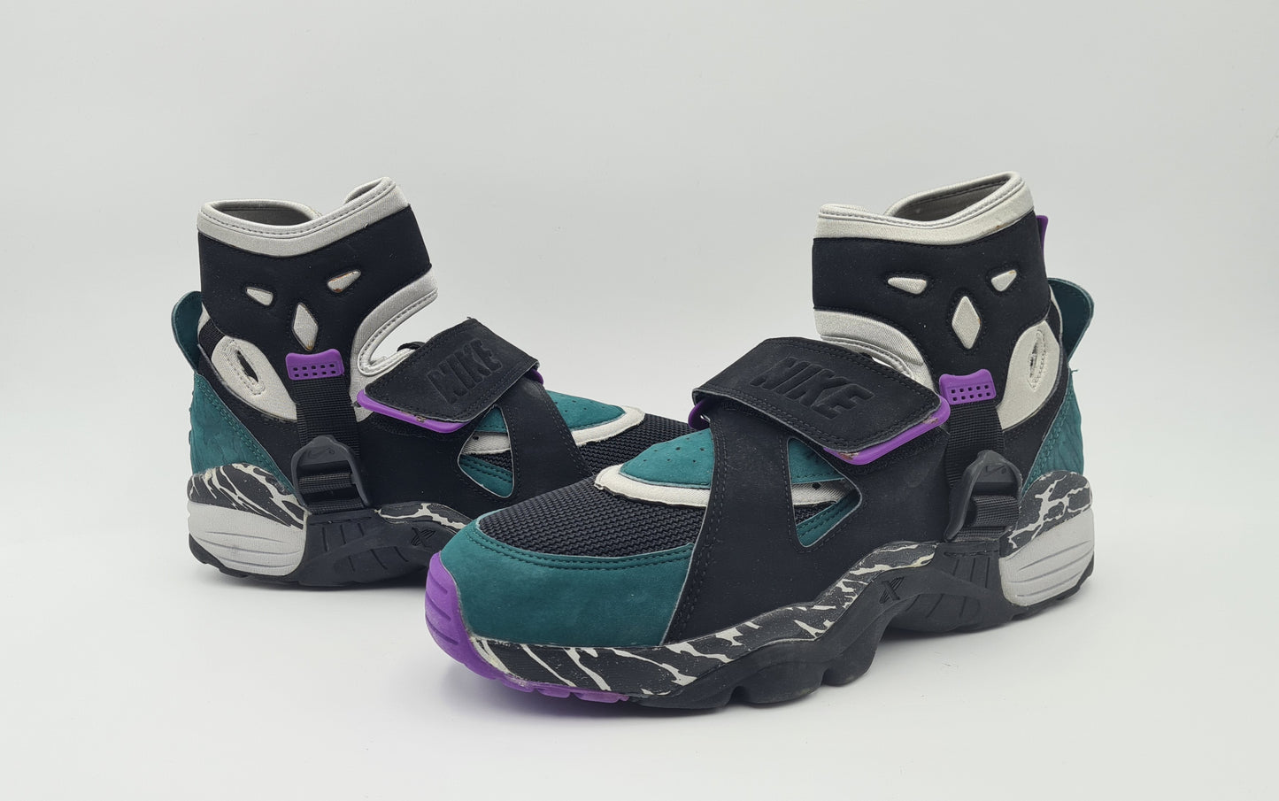 *NEU* Vintage 1993 Nike Air Carnivore UK 10 / EUR 45