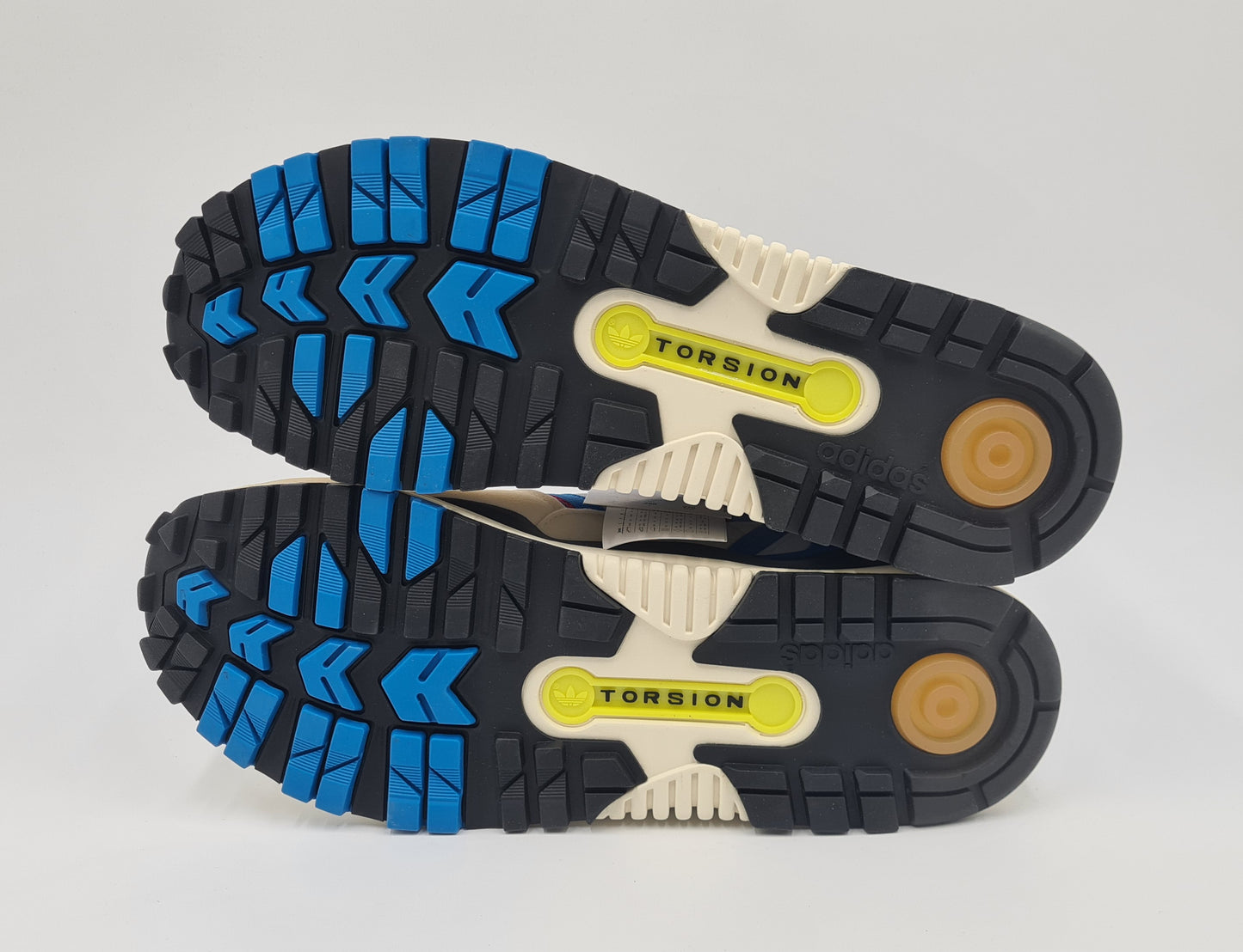 *BNIB* 2020 Adidas ZX 0000 Evolution size UK 9.5 / EUR 44