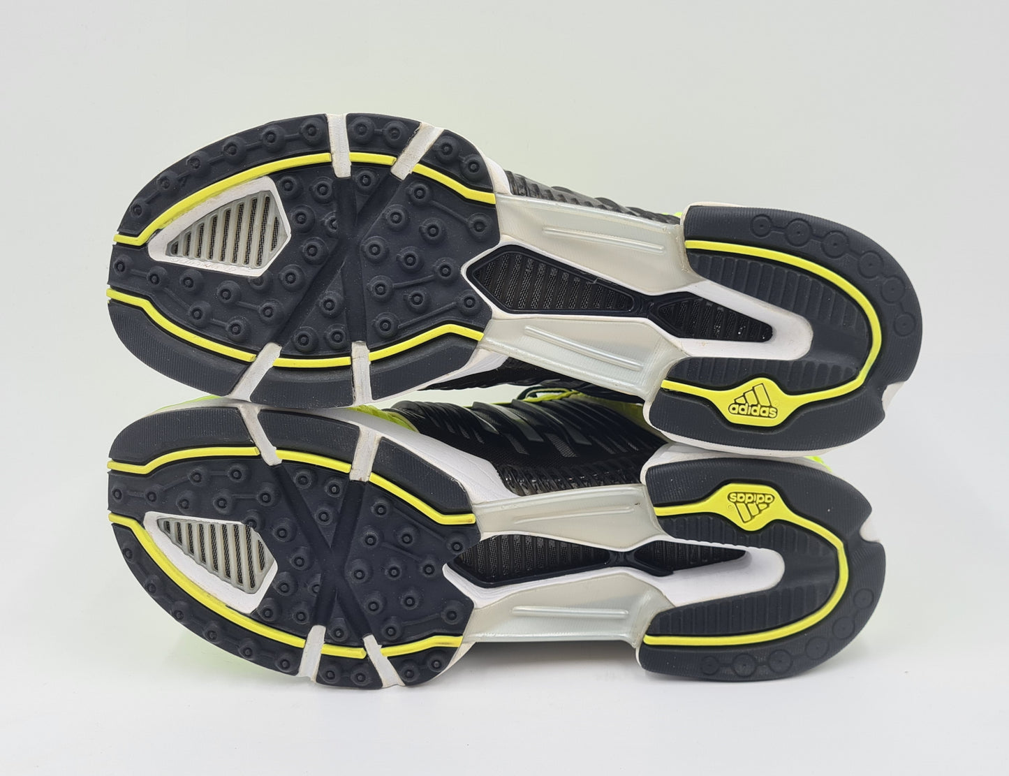 *BNIB* 2013 Adidas Climacool R1 UK 8 / EUR 42