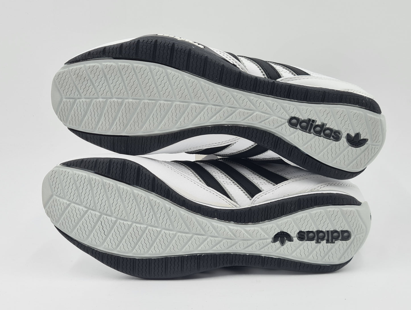*NEU* 2012 Adidas Goodyear Street Weiß Gr. UK 7 / EUR 40 2/3