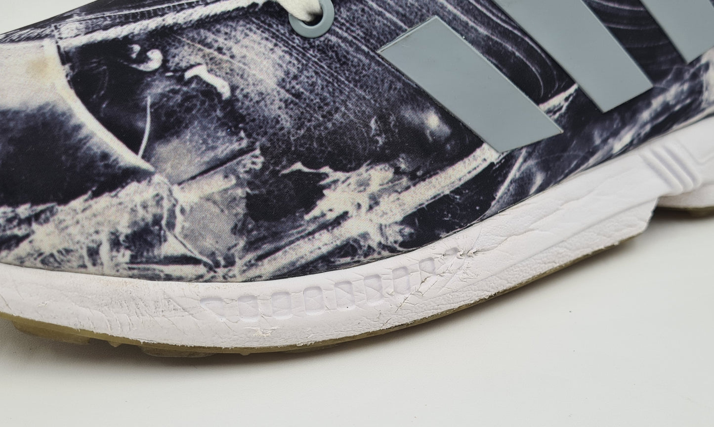 2014 Adidas ZX Flux gray UK 9.5 / EUR 44