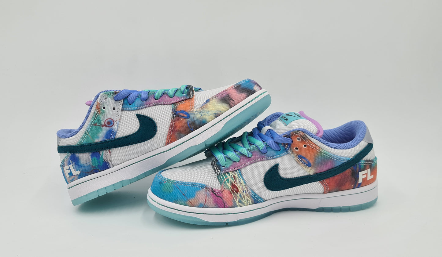 *BNIB* Nike SB Dunk Low X Futura Laboratories Bleached Aqua Size UK 6.5 / EUR 40.5