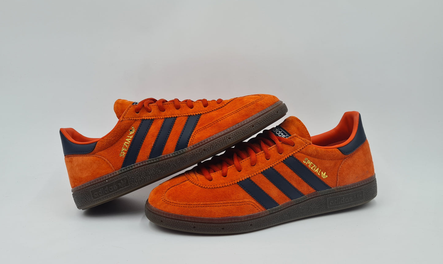 *LIKE NEW* 2022 Adidas Handball Spezial Orange UK 8.5 / EUR 42 2/3