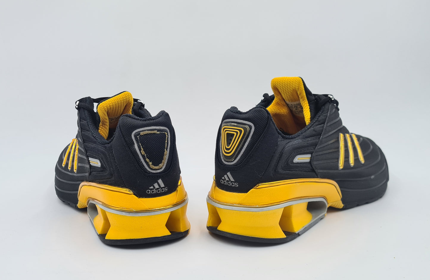 *BNIB* 2003 Adidas Rekord Satin Red UK 11 / EUR 46