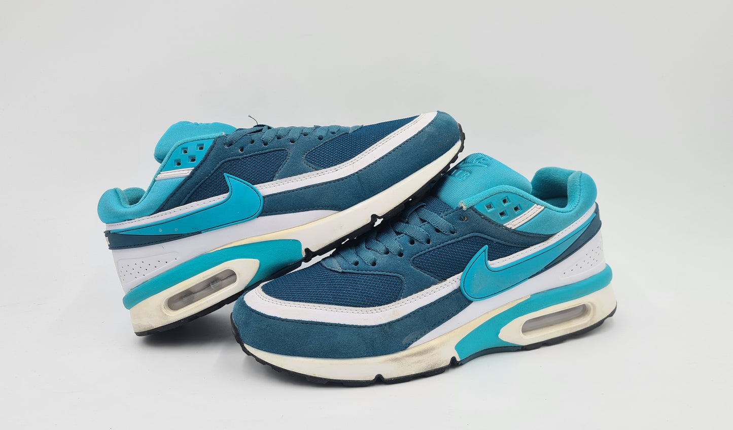 *VGC 2022 Nike Air Max Classic BW Marina Size UK 8.5 / EUR 43