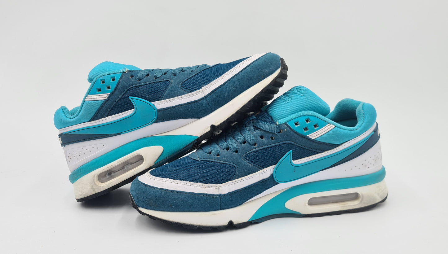 *VGC 2022 Nike Air Max Classic BW Marina Size UK 8.5 / EUR 43